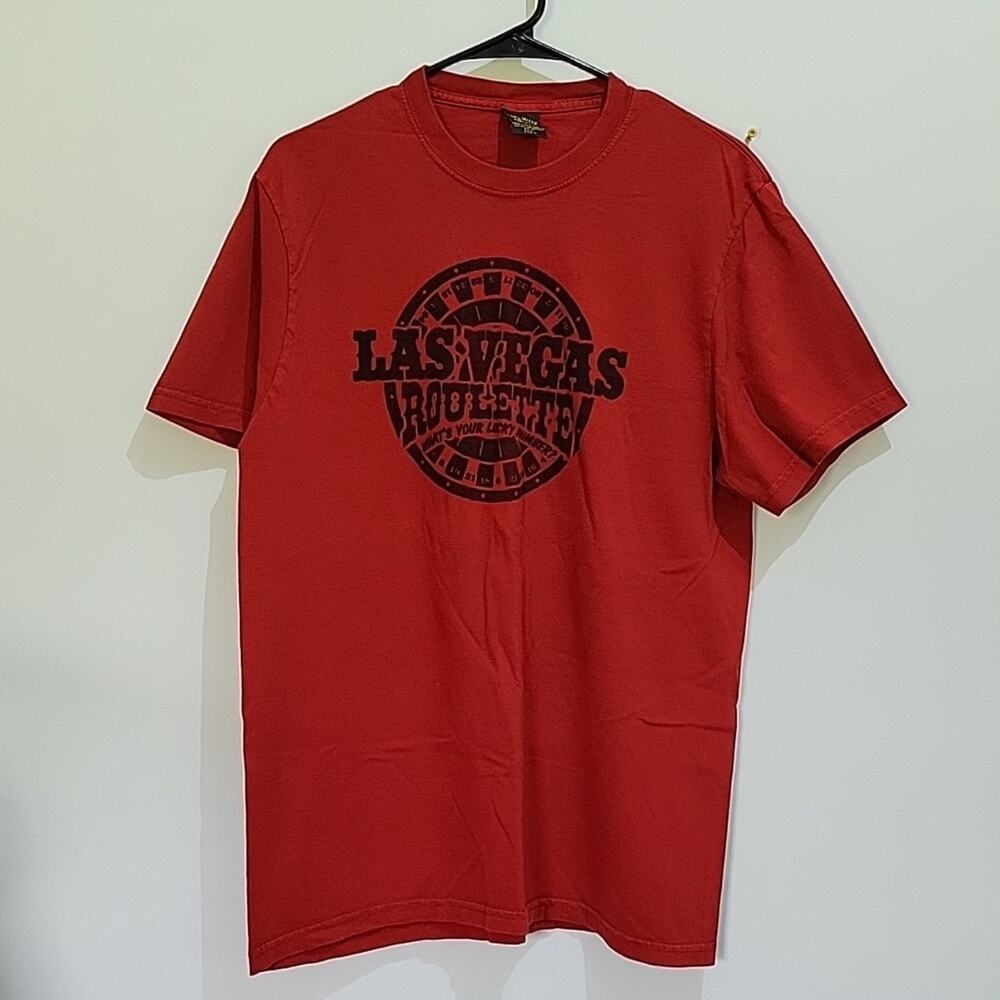Lucky Brand classic fit short sleeve graphic t-shirt sz M red Las Vegas 90s USA